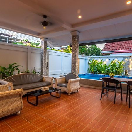 Gala Villa Pattaya Exterior photo